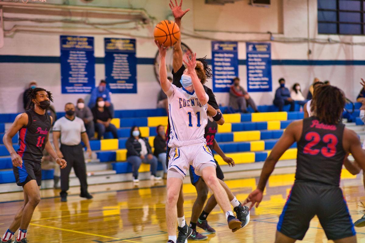 022321_eda_basketball_holmes_winborne_pender_boys_1