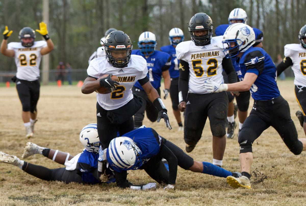 040121_eda_football_perquimans_gatling_camden_1