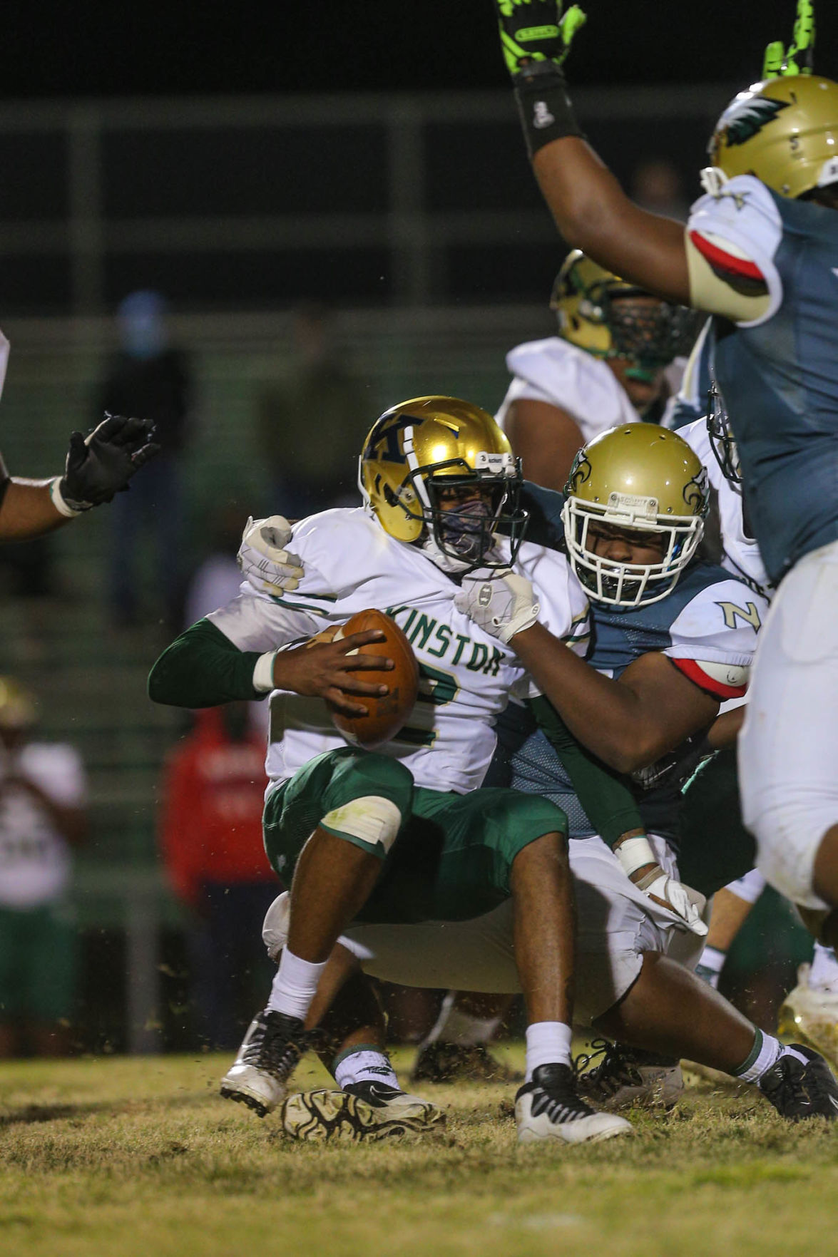041621_eda_football_kinston_holmes_northeastern_playoffs_1