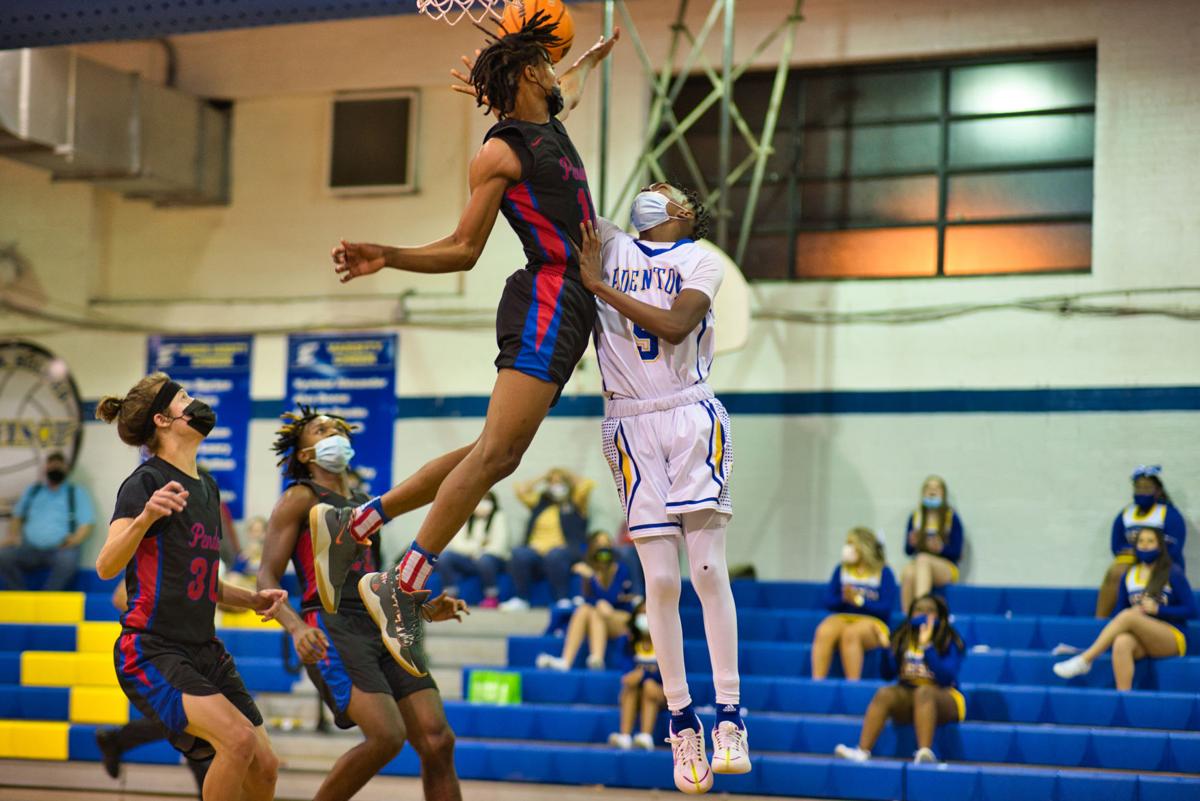 022321_eda_basketball_holmes_coston_pender_boys_6