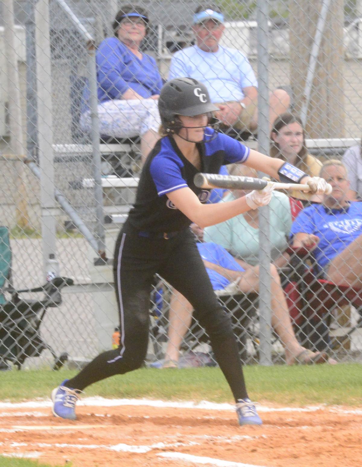 050421_eda_softball_camden_hyatt_ecarteret_playoffs