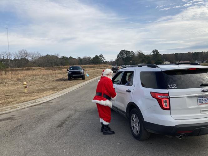 Reverse parade brings Christmas cheer to Edenton Chowan Herald