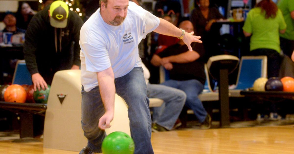 Ed Roth Bowling What's Up: EC Chamber to host 14th Reindeer Games Bowling Tournament ...