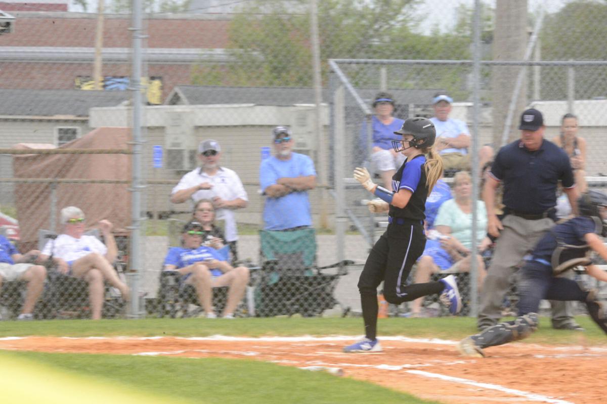 050421_eda_softball_camden_arnette_ecarteret_playoffs