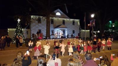 Edenton Christmas Parade 2022 Currituck, Hertford, Edenton Set Illuminations, Parades | Local News |  Dailyadvance.com