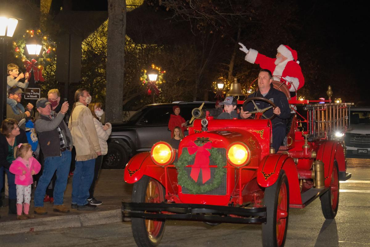 Edenton Christmas Parade 2022 Kick-Off To Christmas Draws Big Crowds | Local | Dailyadvance.com