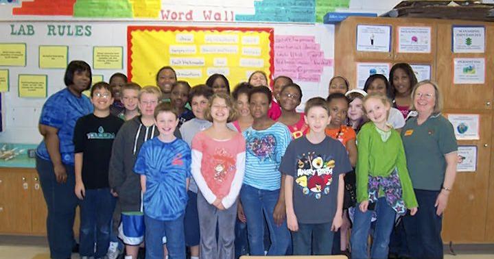 Elizabeth City-Pasquotank Public Schools: Science, family demonstration ...