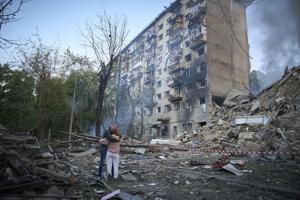 Overnight Russian attack on Ukraine kills 15 and injures 156