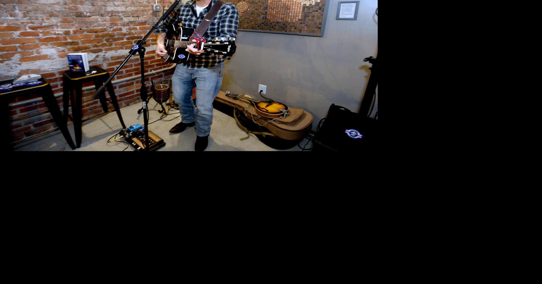 'Unknown Rider' sings about military life | Feature Story ...