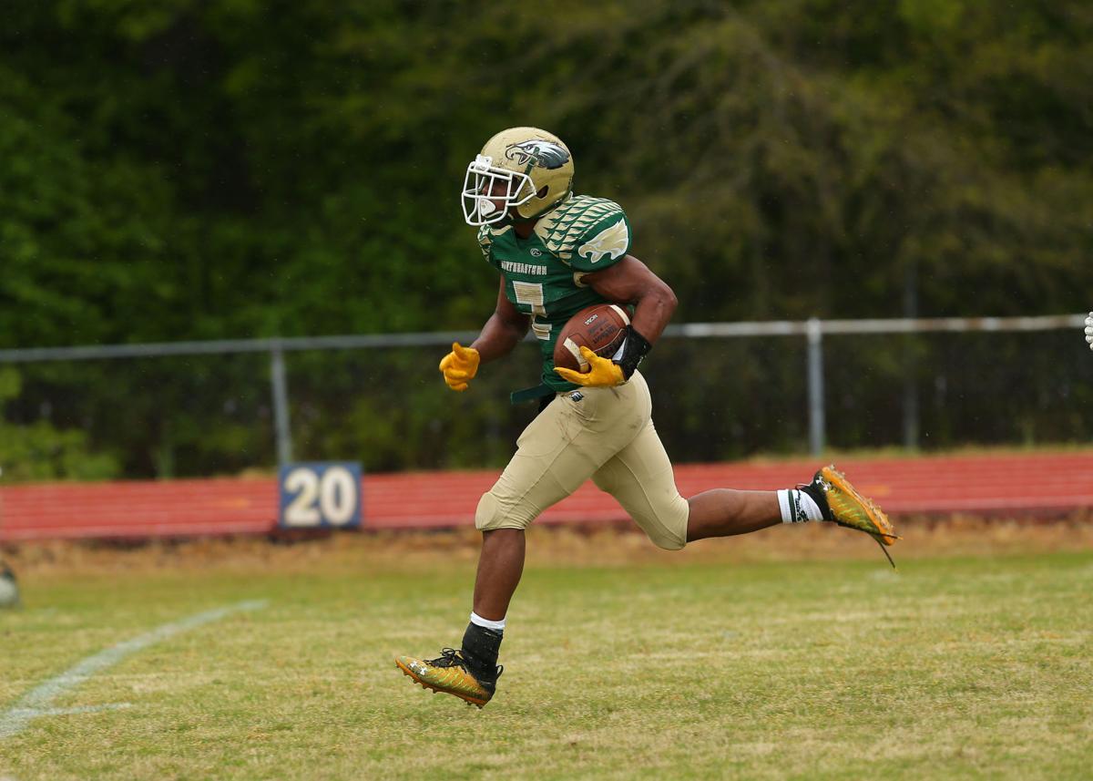 042421_eda_football_northeastern_webb_erandolph_playoffs