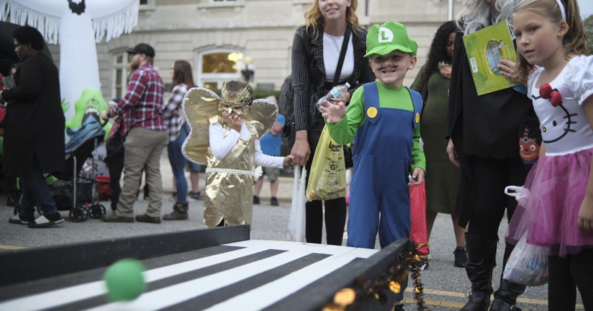 Trunk Or Treat Local News Dailyadvance trunk-or-treat-local-news-dailyadvance
