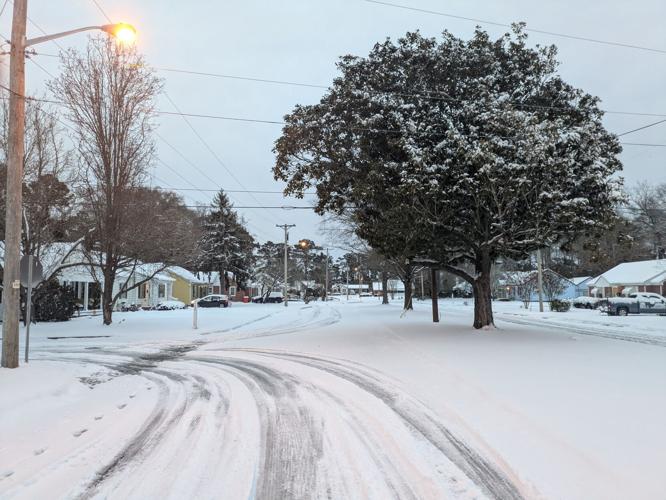 A Winter Wonderland: Region awakens to blanket of snow; some schools ...