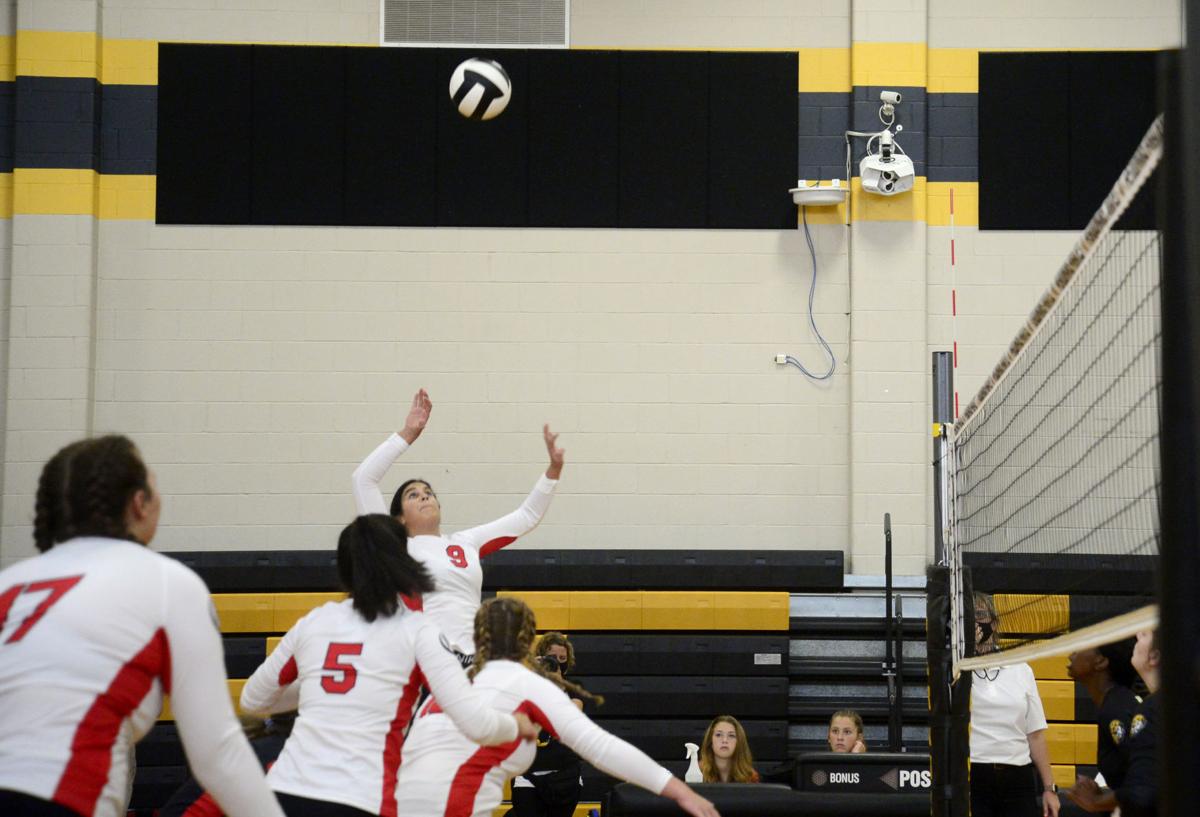082421_eda_volleyball_currituck_ferretti_perquimans_4