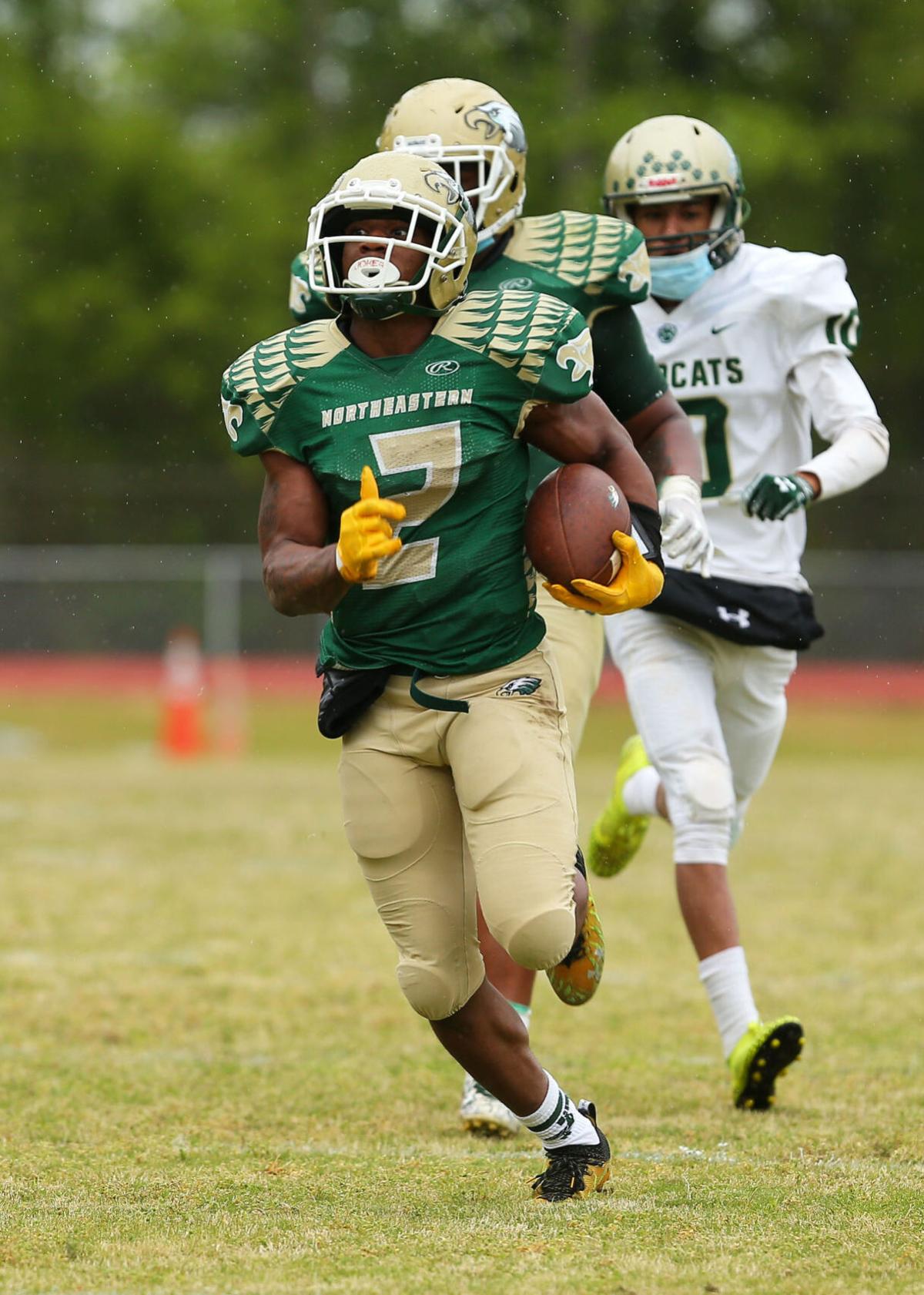 042421_eda_football_northeastern_webb_erandolph_playoffs_2