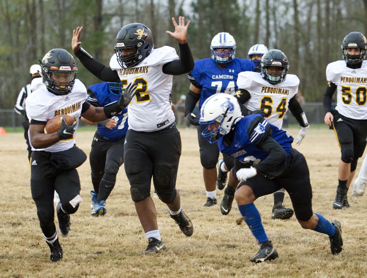 040121_eda_football_perquimans_gatling_camden_2