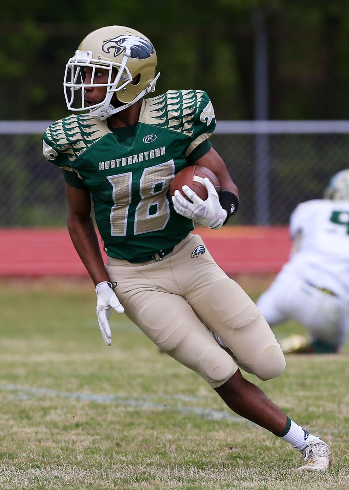 042421_eda_football_northeastern_a_williams_erandolph_playoffs