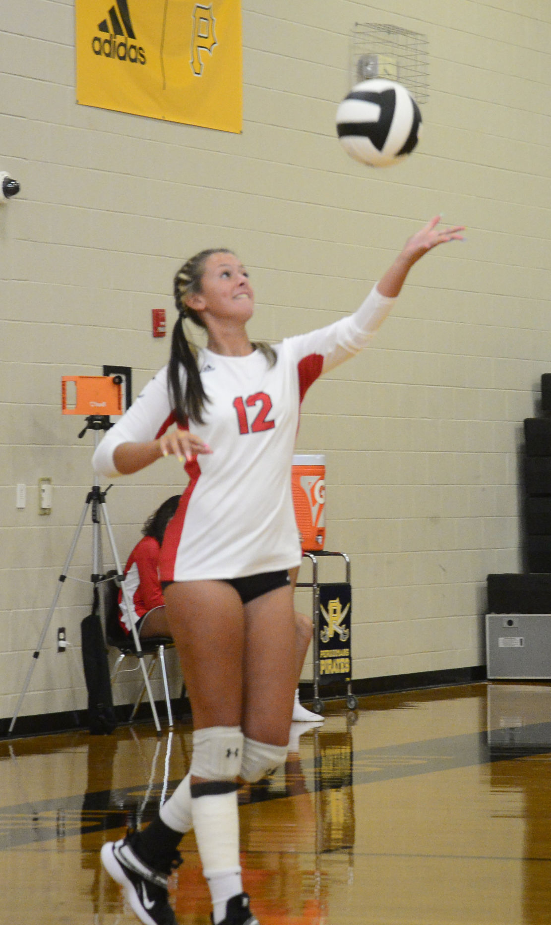 082421_eda_volleyball_currituck_warters_perquimans