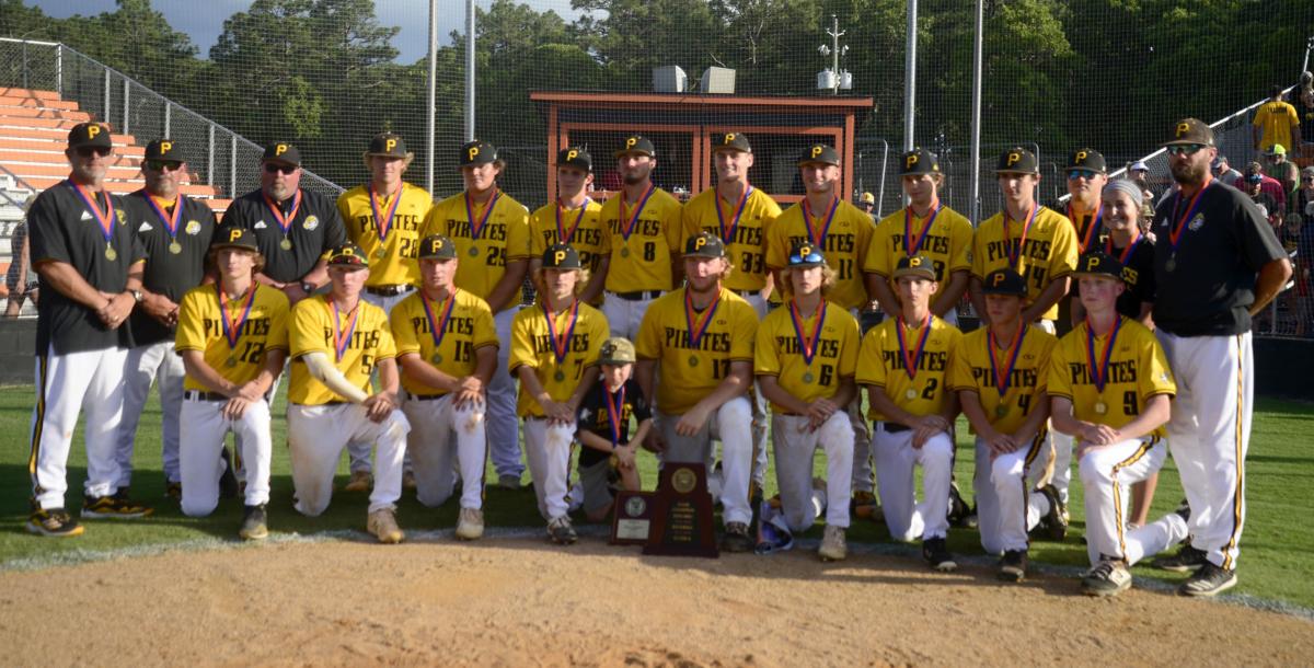 062721_eda_baseball_perquimans_team_trophy_1
