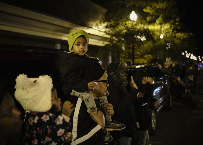 Elizabeth City Christmas Parade 2022 Route Christmas On The March: Hundreds Attend Weekend Parades | Local |  Dailyadvance.com
