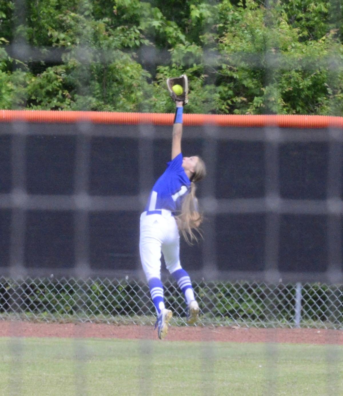 051521_eda_softball_camden_pait_southstanly