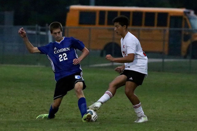 101121_eda_soccer_boys_camden_harris_currituck