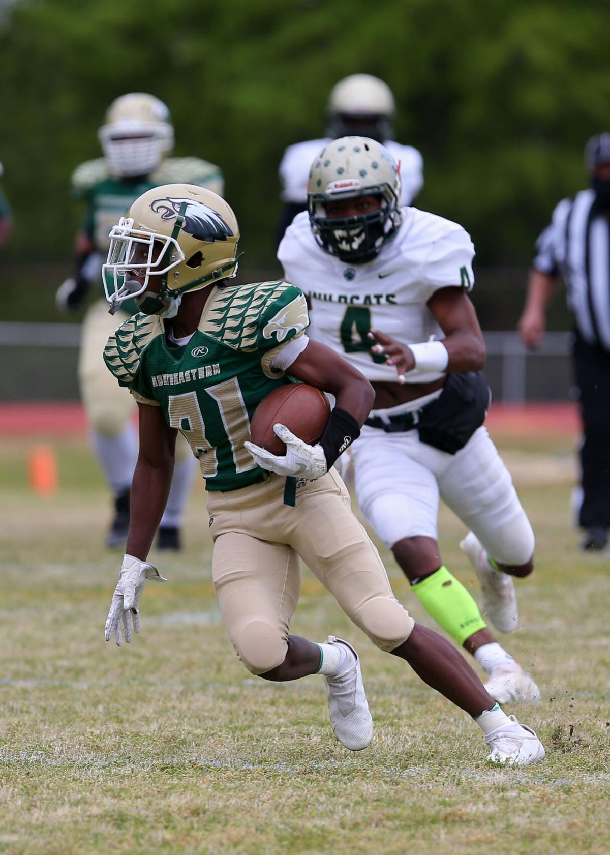 042421_eda_football_northeastern_sutton_erandolph_playoffs_2