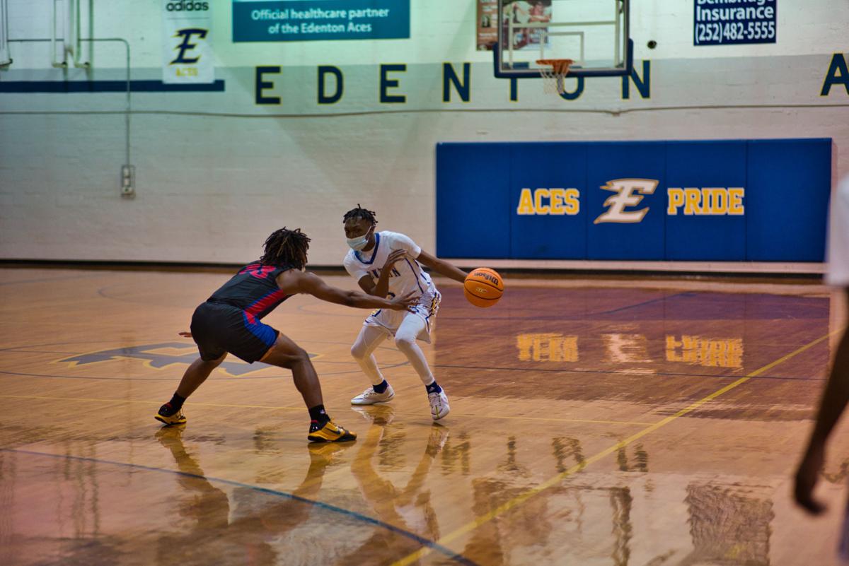 022321_eda_basketball_holmes_coston_pender_boys_2