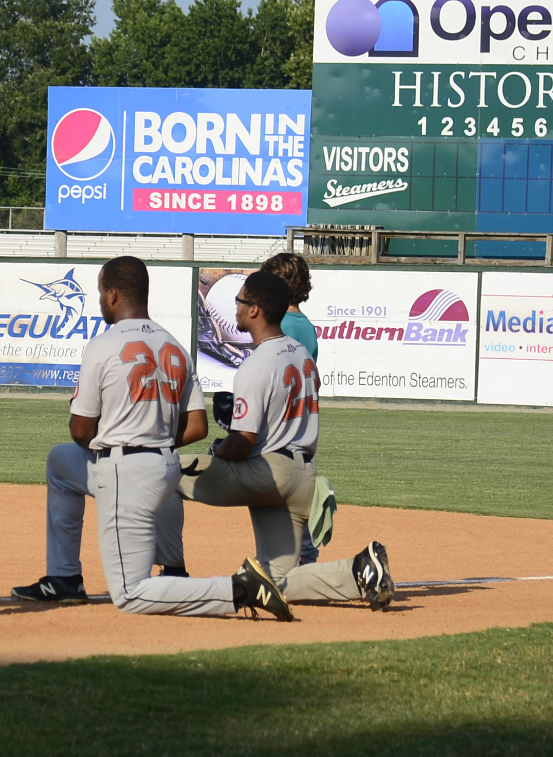071920Banks_Hardy_pregame_1.jpg