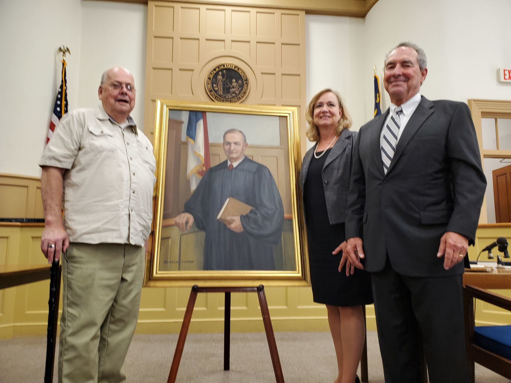 Portrait of late judge, former mayor unveiled at courthouse | Local ...