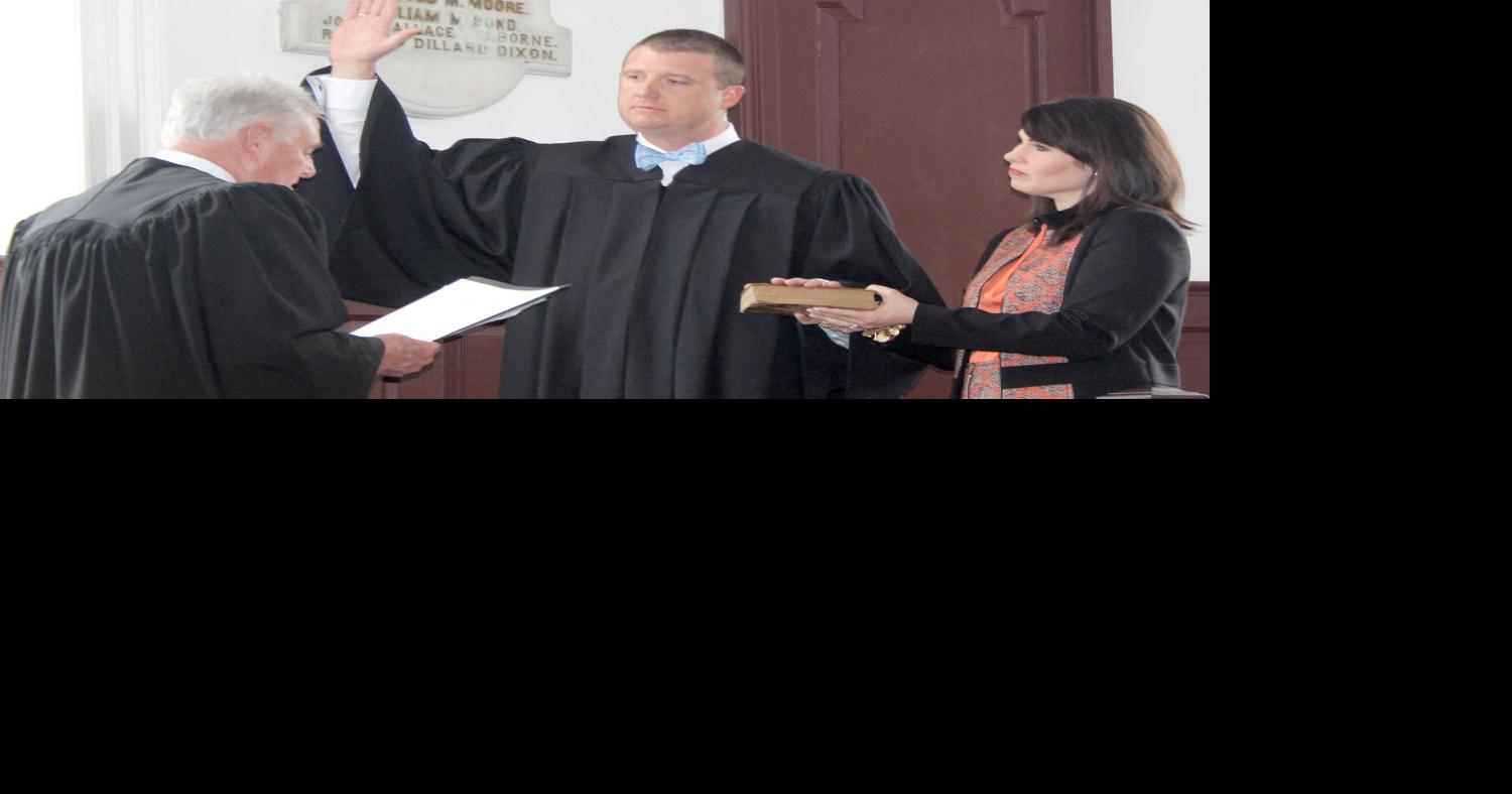 Harriss sworn in as district judge | News | dailyadvance.com