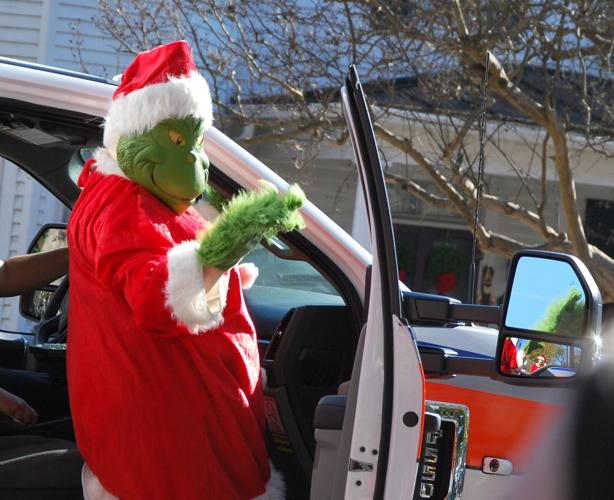 Now we're in the mood Christmas parade a hit in Edenton News