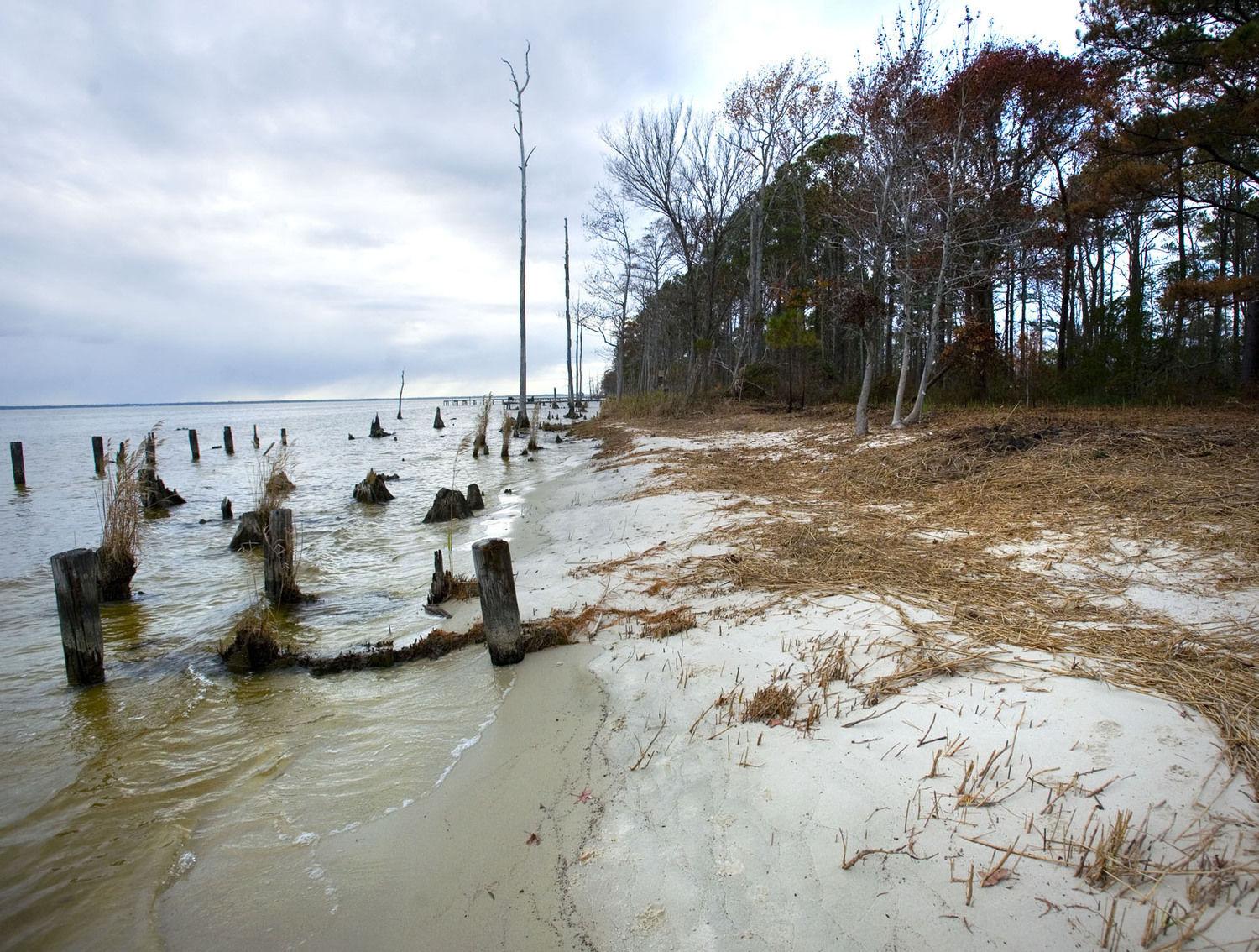 Camden Point owners struggle to use property Local News