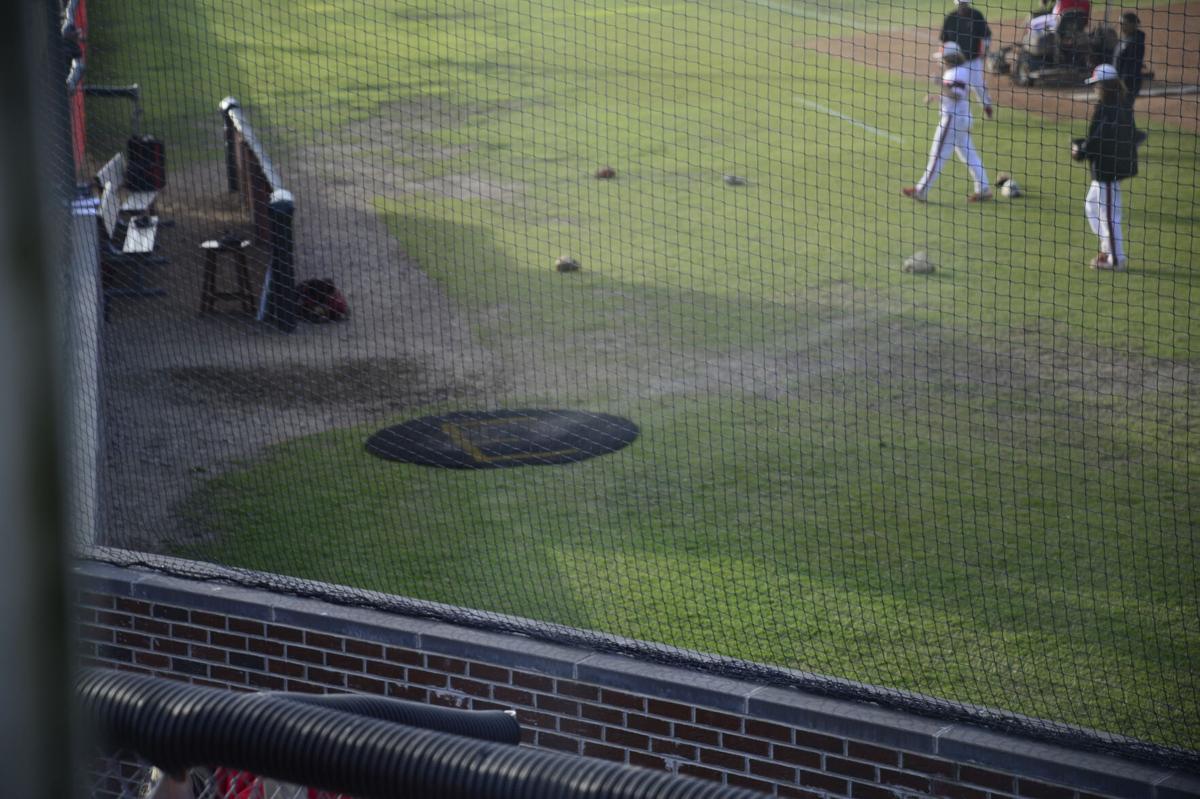 052121_eda_mcdaniels_currituck_northeastern_baseball_ceremony_6