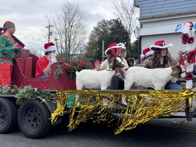 A holiday tradition South Mills Christmas Parade draws 1,000 Local