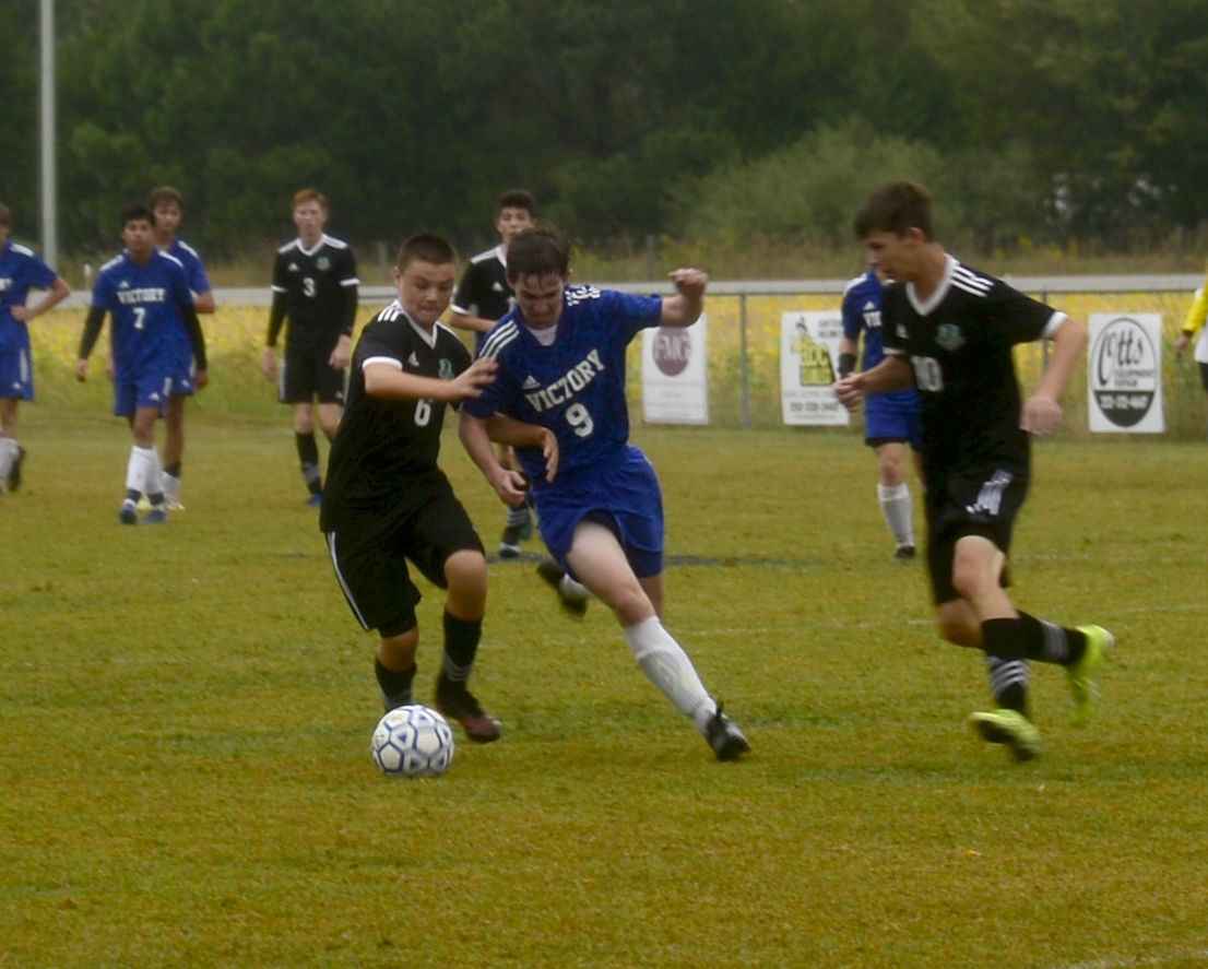 101121_eda_soccer_boys_victory_j_wallace_rockchurch