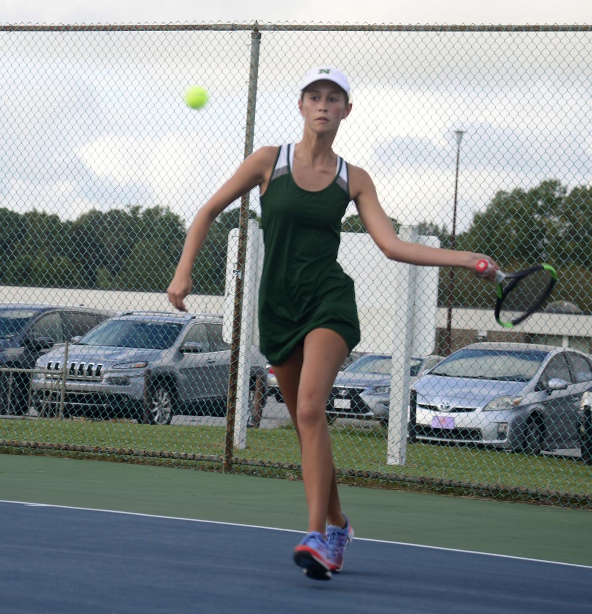 100621_eda_tennis_girls_northeastern_pureza_holmes_1