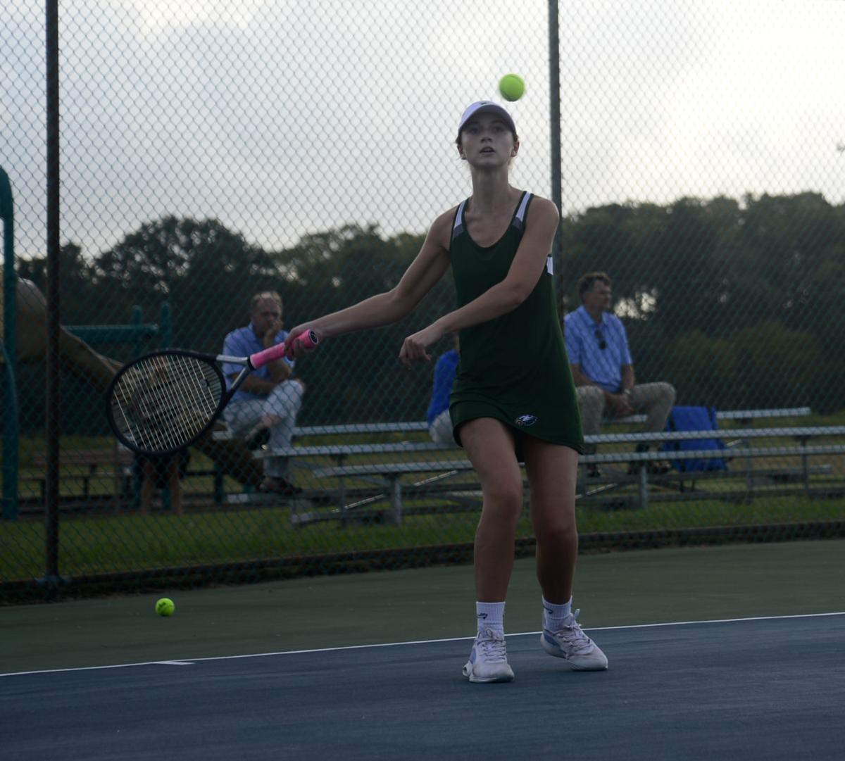100621_eda_tennis_girls_northeastern_foreman_holmes