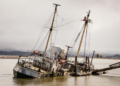 Former research vessel sinks near Willapa Bay