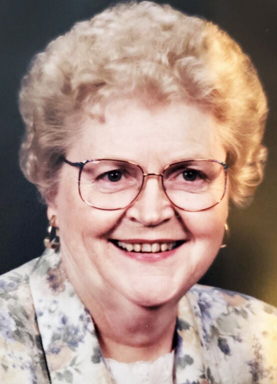 Obituary: Eileen Dorothy (Salmon) Leback | Obituaries | Dailyastorian.com