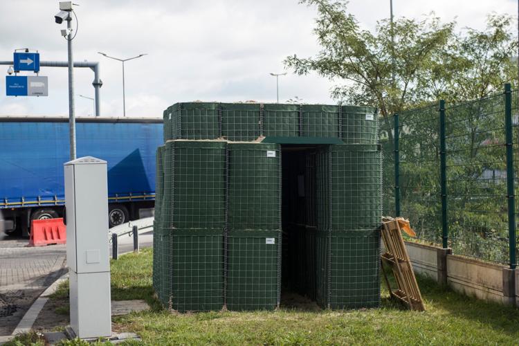 Stop Guard Racks Residents brace for a possible Russian hybrid attack on Poland's border ...