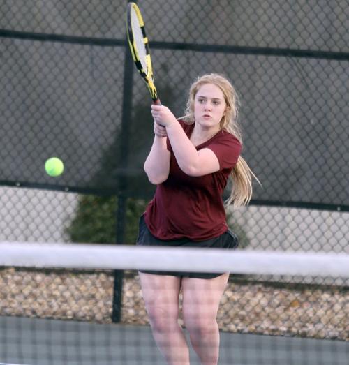Kossuth clips Central in tennis