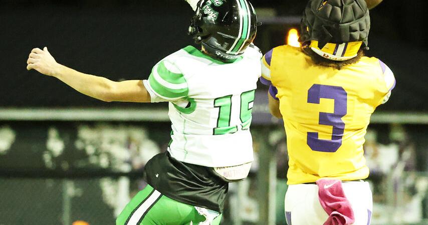 Bears, Devils clash with first place on the line