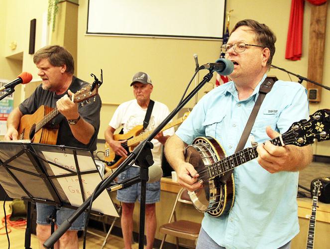 Pickin' on the Square celebrates 20 years News