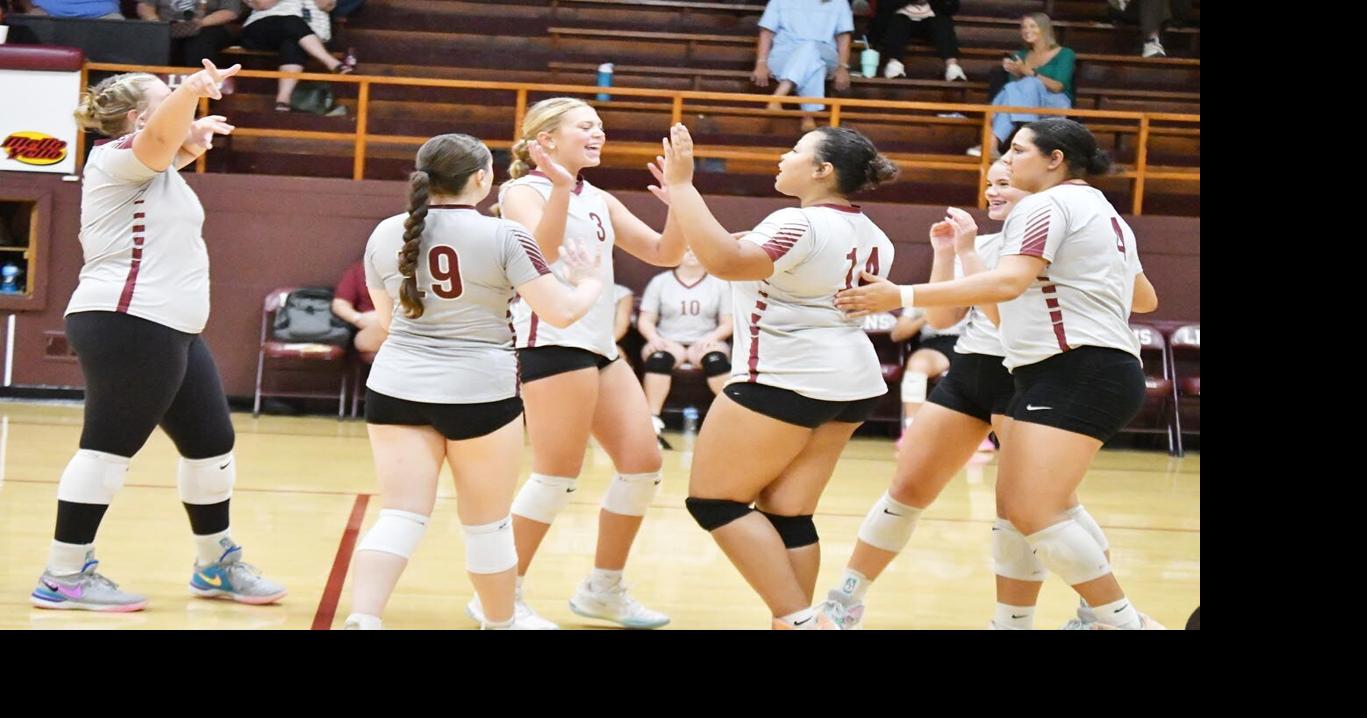 Lady Lions serve their way to division sweep
