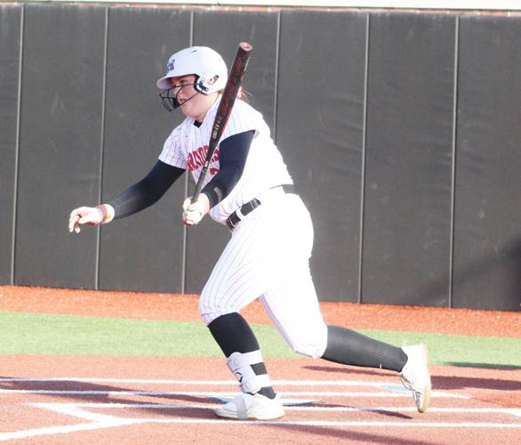 Lady Warriors sweep, seal first trip to state | Baseball ...
