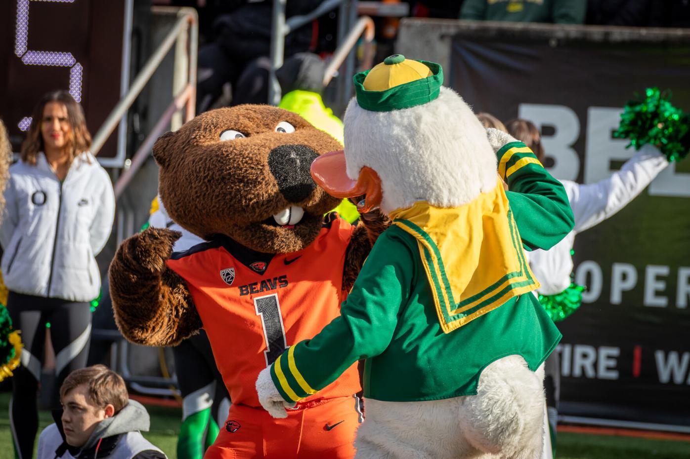 Rivalry Win Sends Ducks To Title Game - University of Oregon Athletics