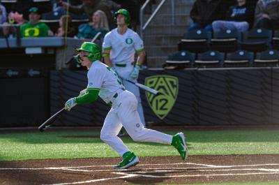 Walk-Off Win Gives Ducks Series Sweep - University of Oregon Athletics