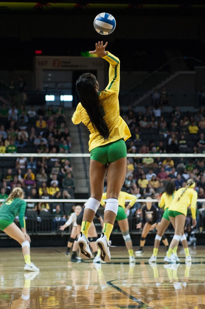 Photos: Oregon Ducks Volleyball triumphs over Oregon State 3-1