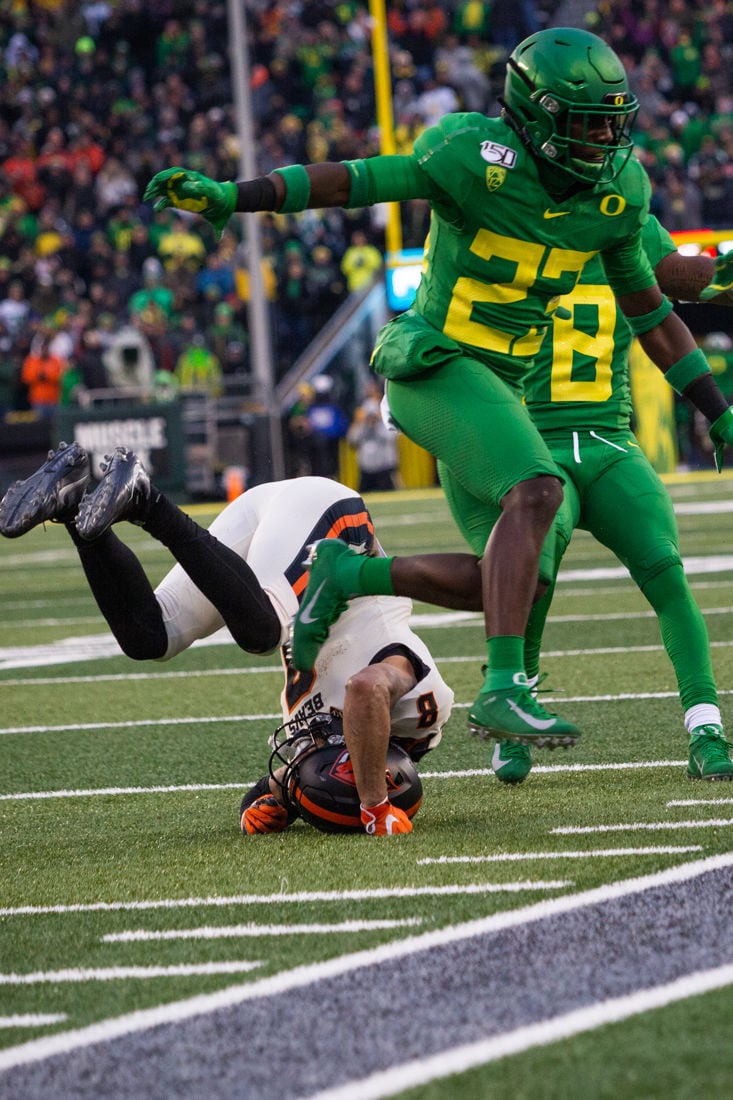 Photos Oregon Ducks victorious over Beavers 2410 in 123rd Civil War