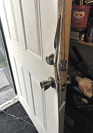 Burglars Break Into Nunda Bar Amp Grill Daily Leader Extra